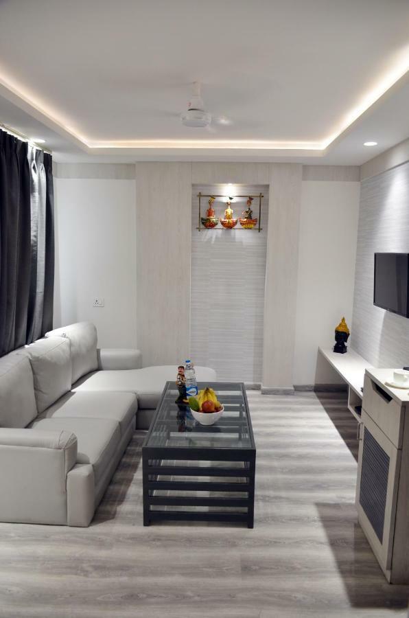 Hotel Radiance Bareli Kültér fotó