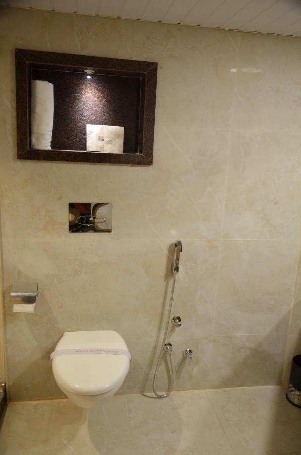 Hotel Radiance Bareli Kültér fotó